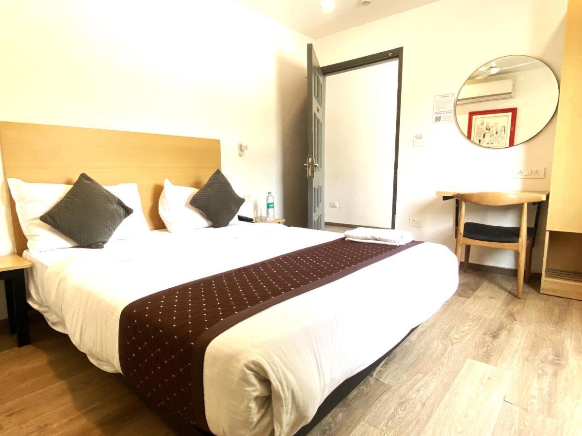 Qotel Hotel Ip Residency East Delhi Preet Vihar New Delhi Exteriör bild
