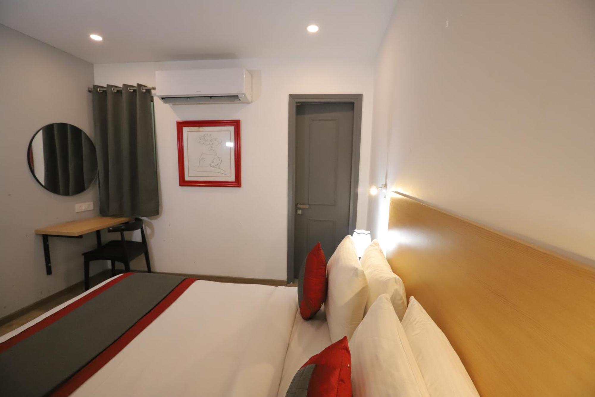 Qotel Hotel Ip Residency East Delhi Preet Vihar New Delhi Exteriör bild